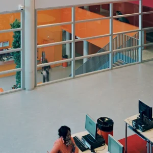 Conductive linoleum flooring