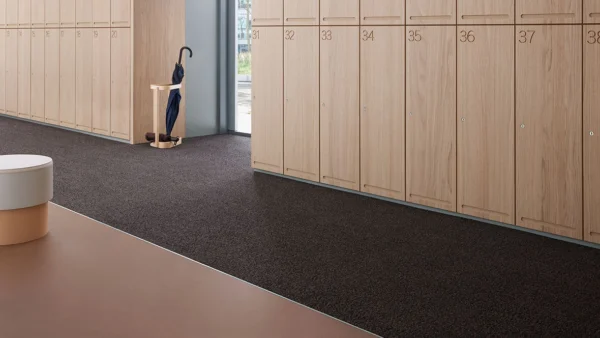 Coral entrance flooring - Image 3