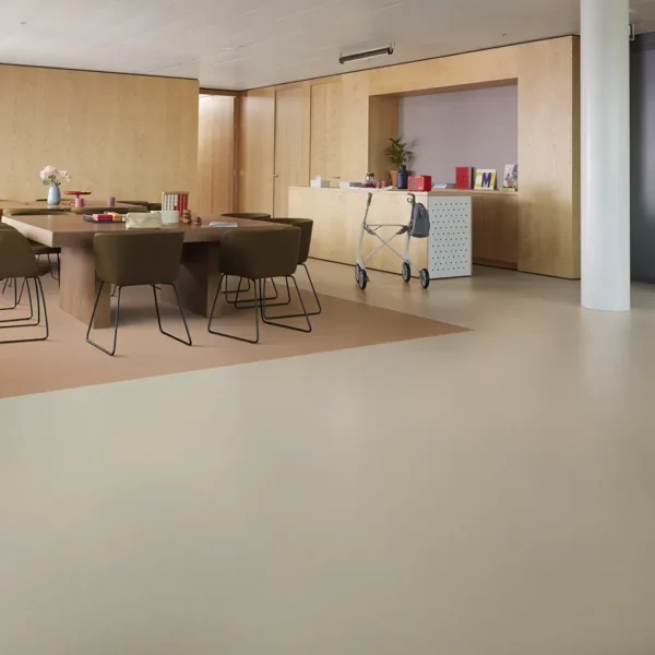 Surestep Balance safety flooring - Image 3